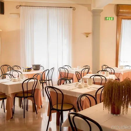 Hotel Verena Dependance Savoia & Campana Montecatini Terme