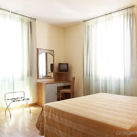 Hotel Verena Dependance Savoia & Campana *