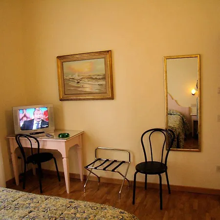 Hotel Verena Dependance Savoia & Campana Montecatini Terme
